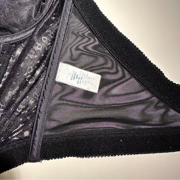 Vintage Lace Bustier Corset - Picture 6 of 9